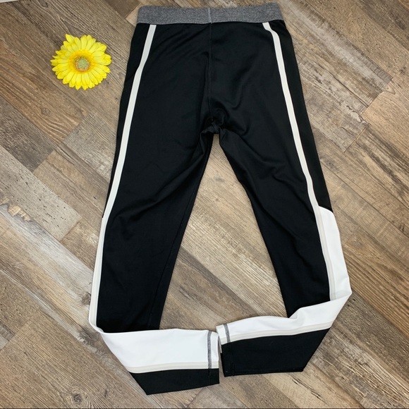 Derek Lam X Athleta Paneled Leggings Size Small - Picture 5 of 8